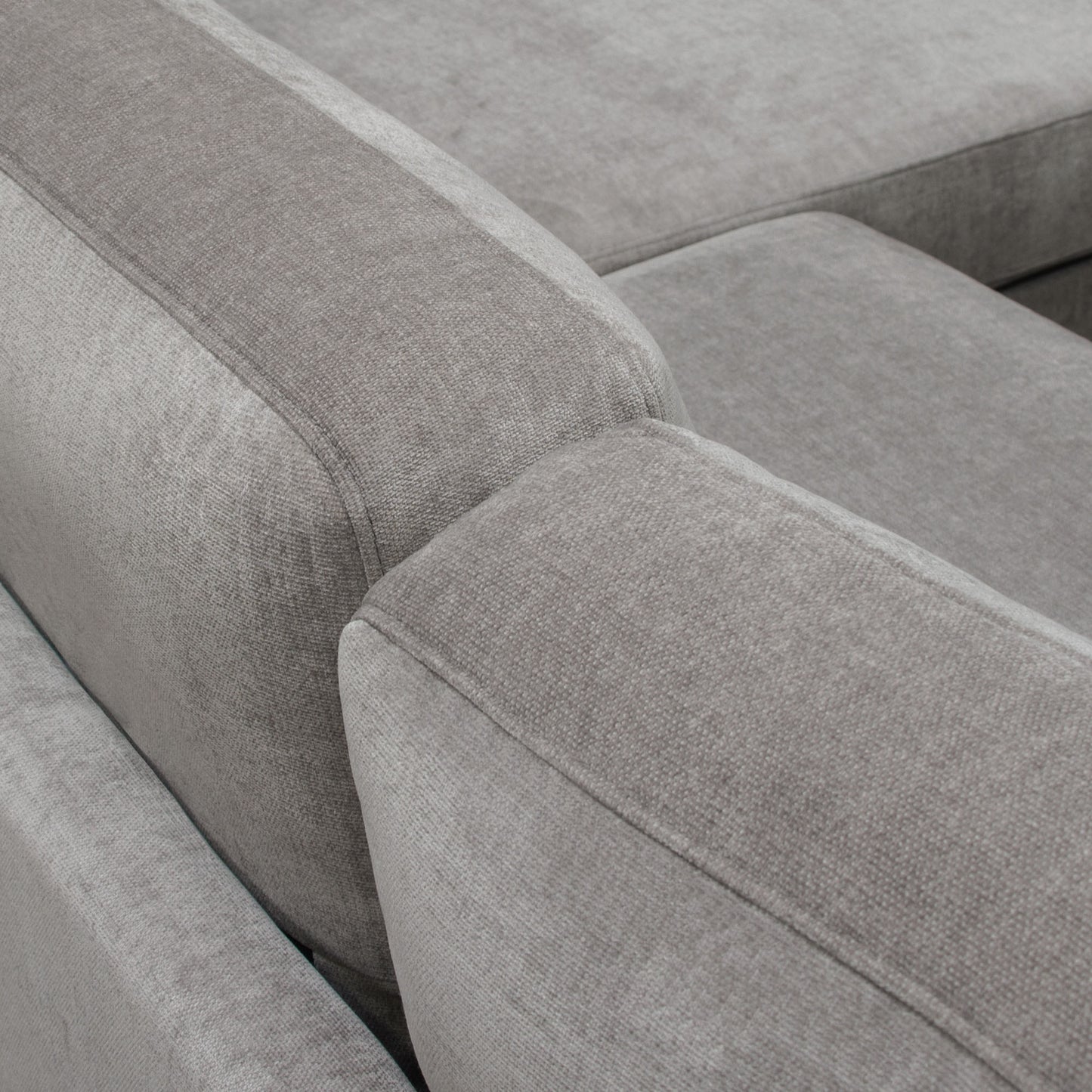 Kelsey Reversible Chaise Sectional