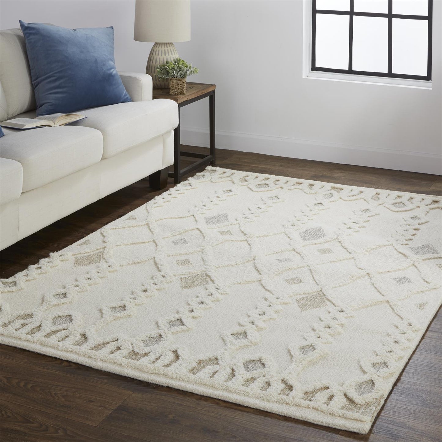 Anica Moroccan Wool w/Ornamental Diamonds Rug