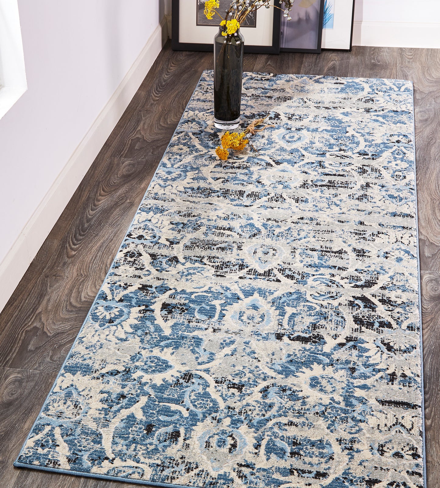 Ainsley Diamond Floral Rug