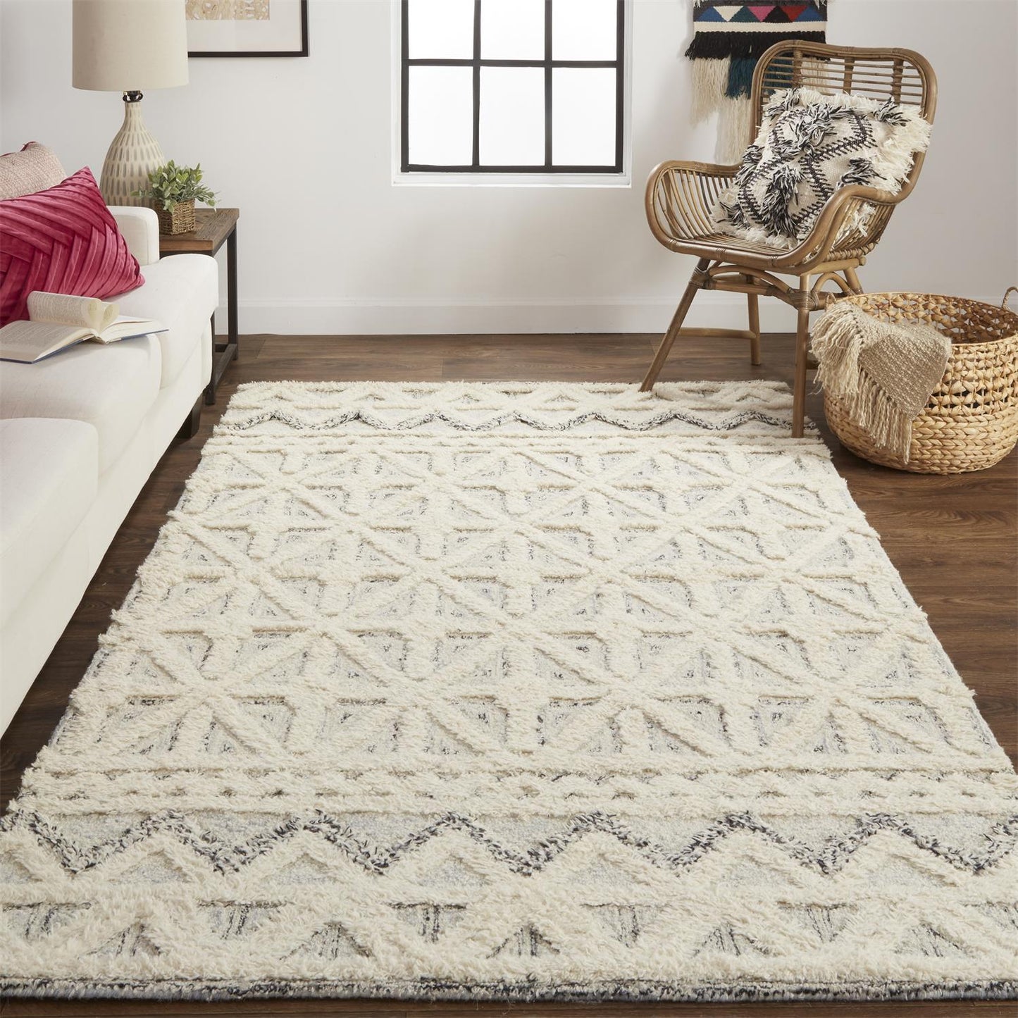 Anica Moroccan Wool w/Diamond Lines Rug