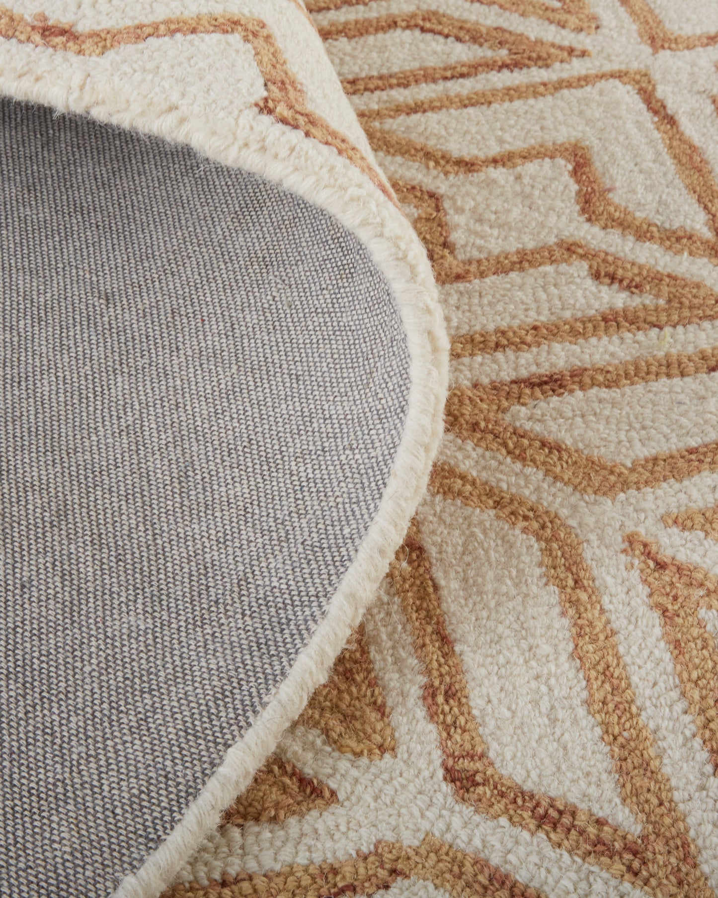 Asher Gradient Distressed Diamond Wool Rug