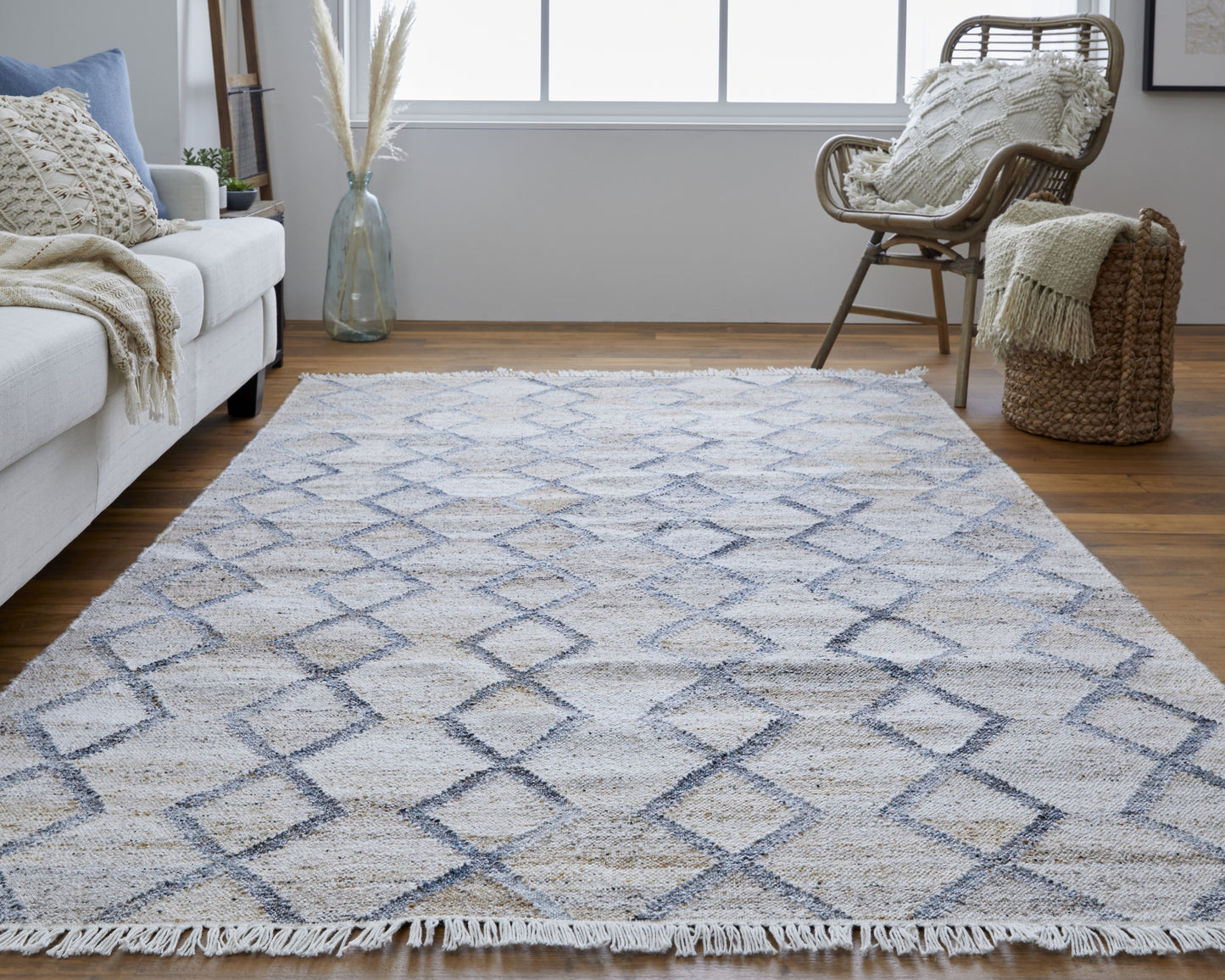 Beckett Transitional Charcoal Gray/Beige Rug
