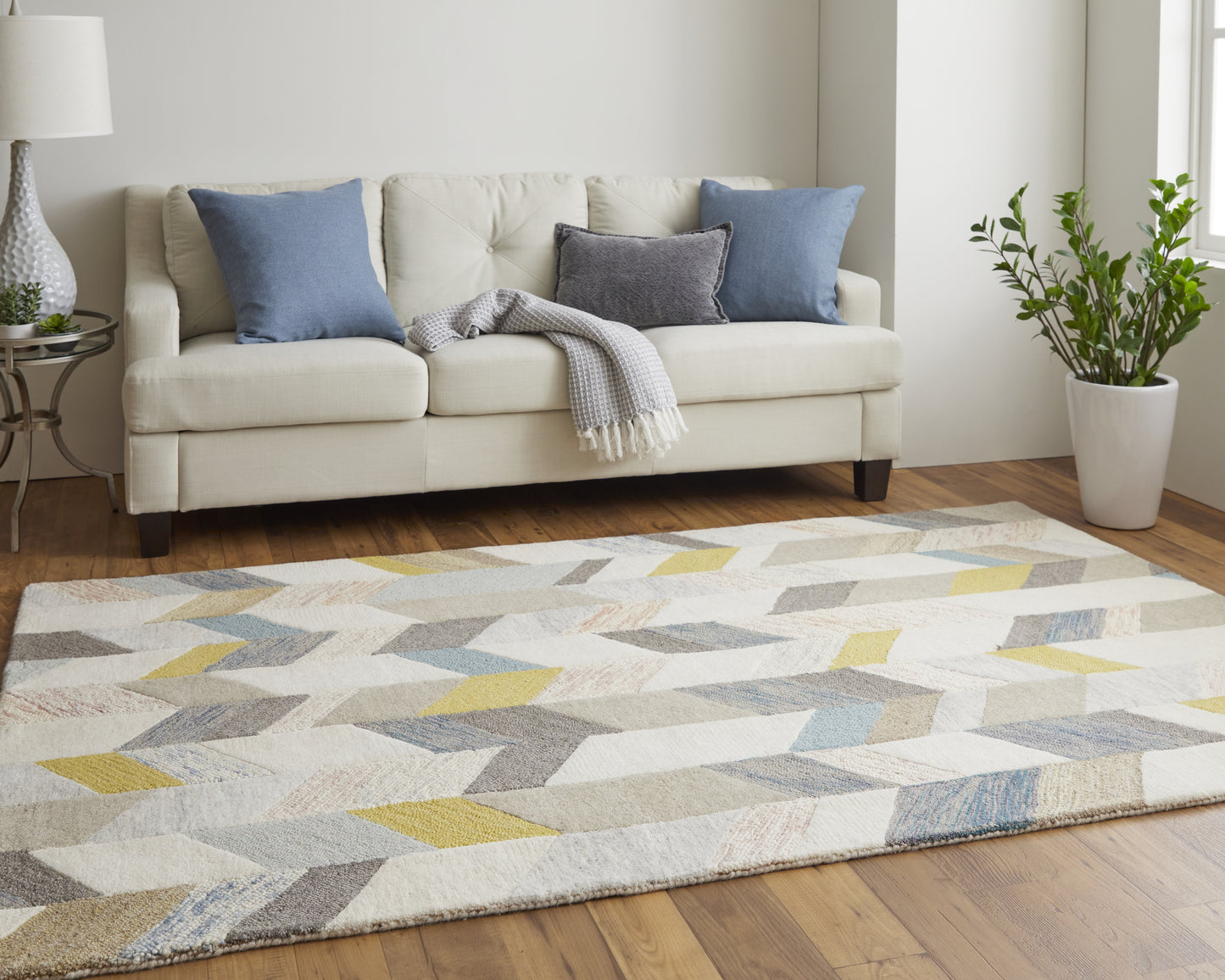 Arazad Graphic Chevron Tufted Rug