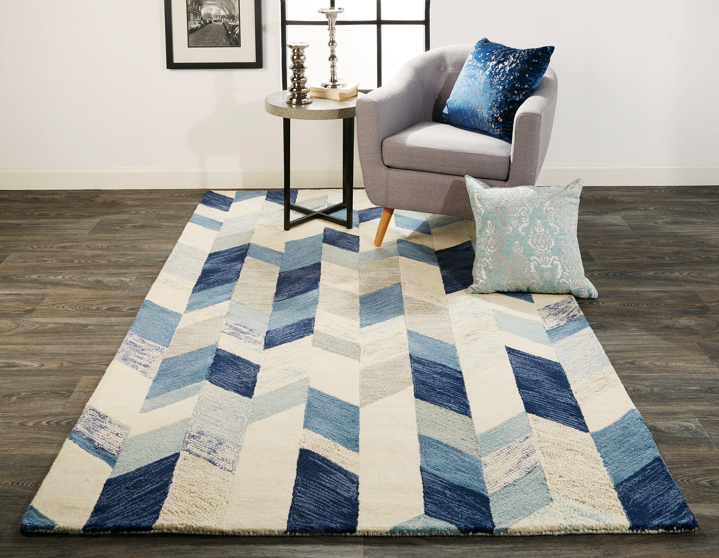 Arazad Tufted Graphic Chevron Rug