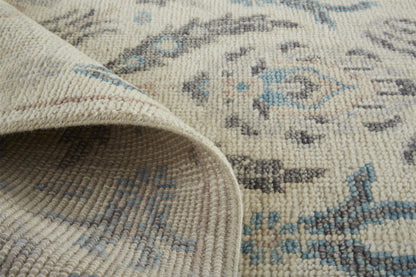 Akhari Textured Abstract Rug