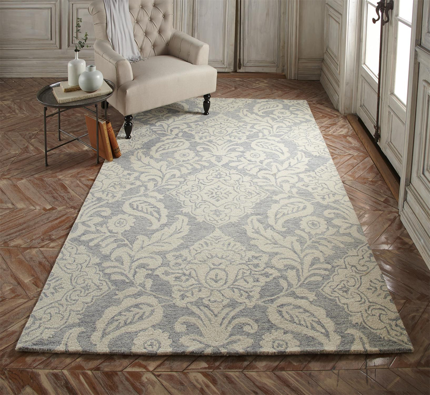 Belfort Modern Floral Paisley Rug